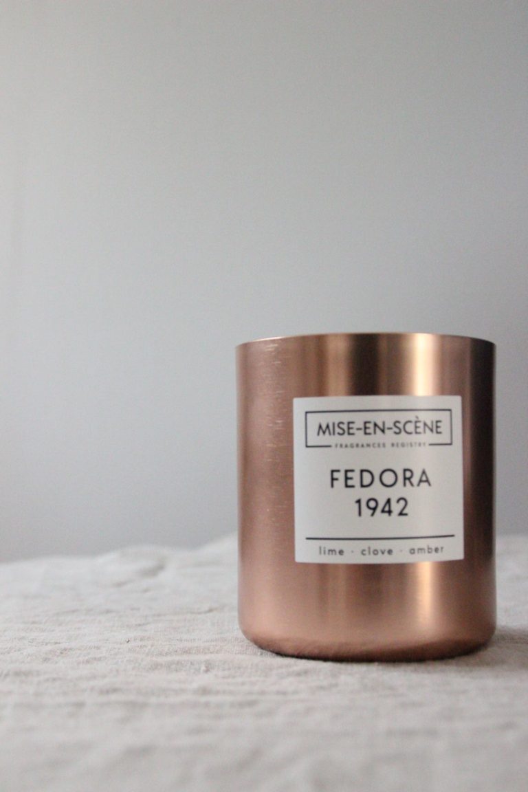 Makom Studio - נר בכלי  מתכת  Fedora